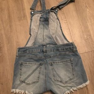 Jean short coveralls. Size M.
